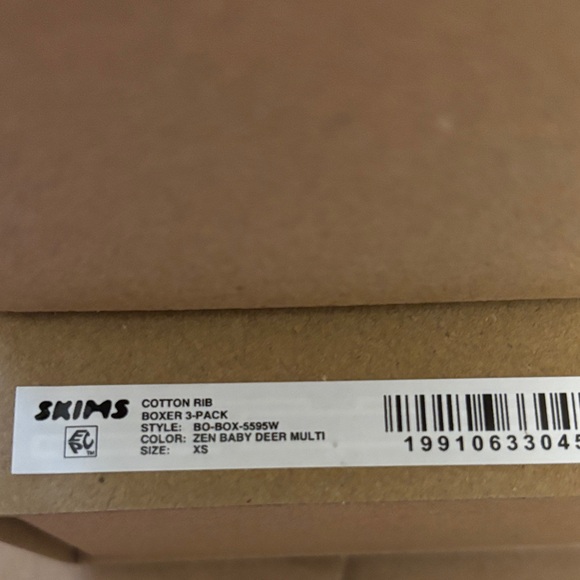 SKIMS❄️🩵 Zen Baby Deer Limited Edition Boxer set - Picture 3 of 6